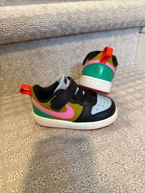 Nike Kids Multicolor Sneakers with Pink Swoosh